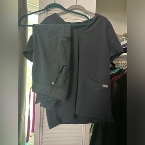 Night Sky Figs size large top & large regular joggers